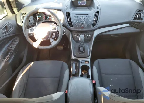 2013 Ford Escape S из США, поврежденный, VIN 1FMCU0F72DUB44262